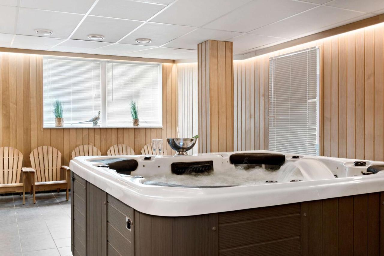 Sure Hotel by Best Western Vilsta Sporthotell Eskilstuna Exterior foto