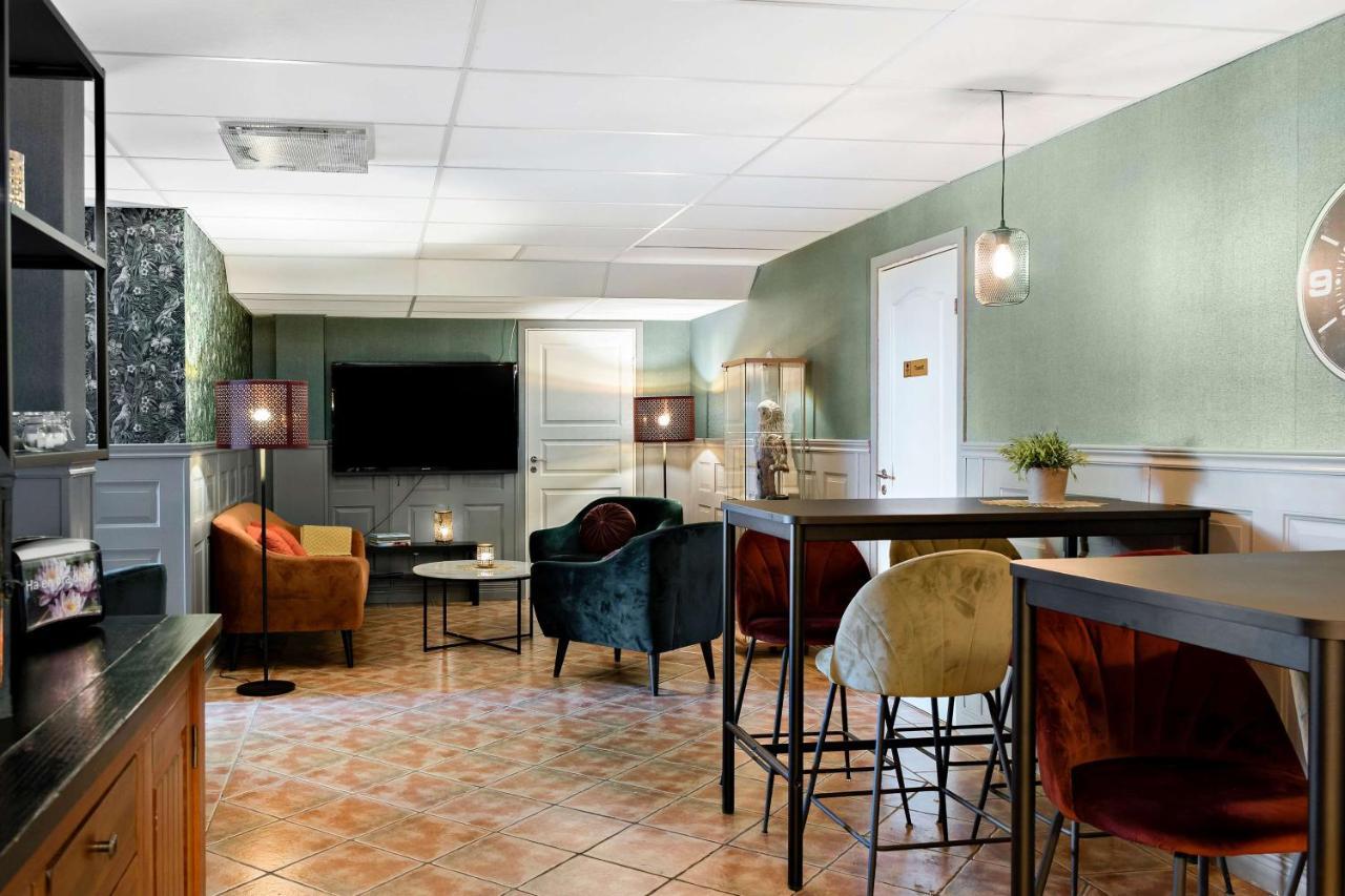 Sure Hotel by Best Western Vilsta Sporthotell Eskilstuna Exterior foto