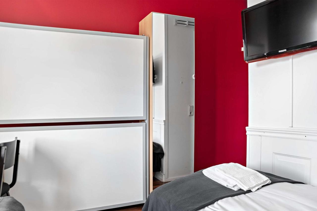 Sure Hotel by Best Western Vilsta Sporthotell Eskilstuna Exterior foto