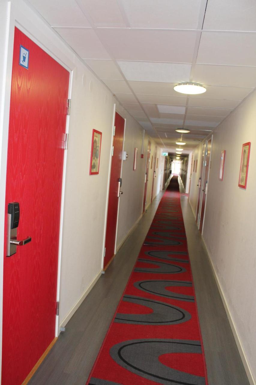 Sure Hotel by Best Western Vilsta Sporthotell Eskilstuna Exterior foto